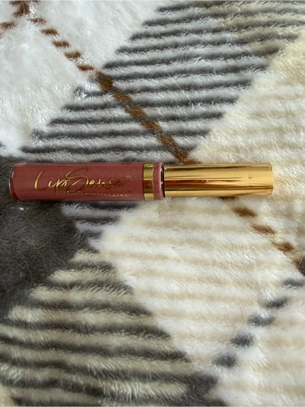 SeneGence Golden Berry lipsense in Metallic Rose